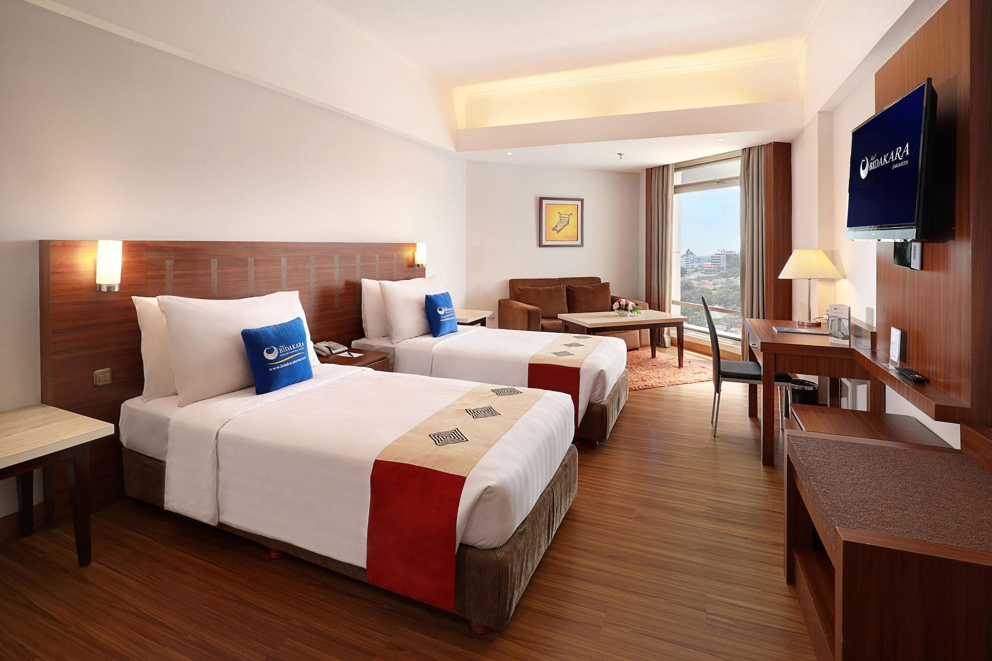 Hotel Bidakara Джакарта Экстерьер фото