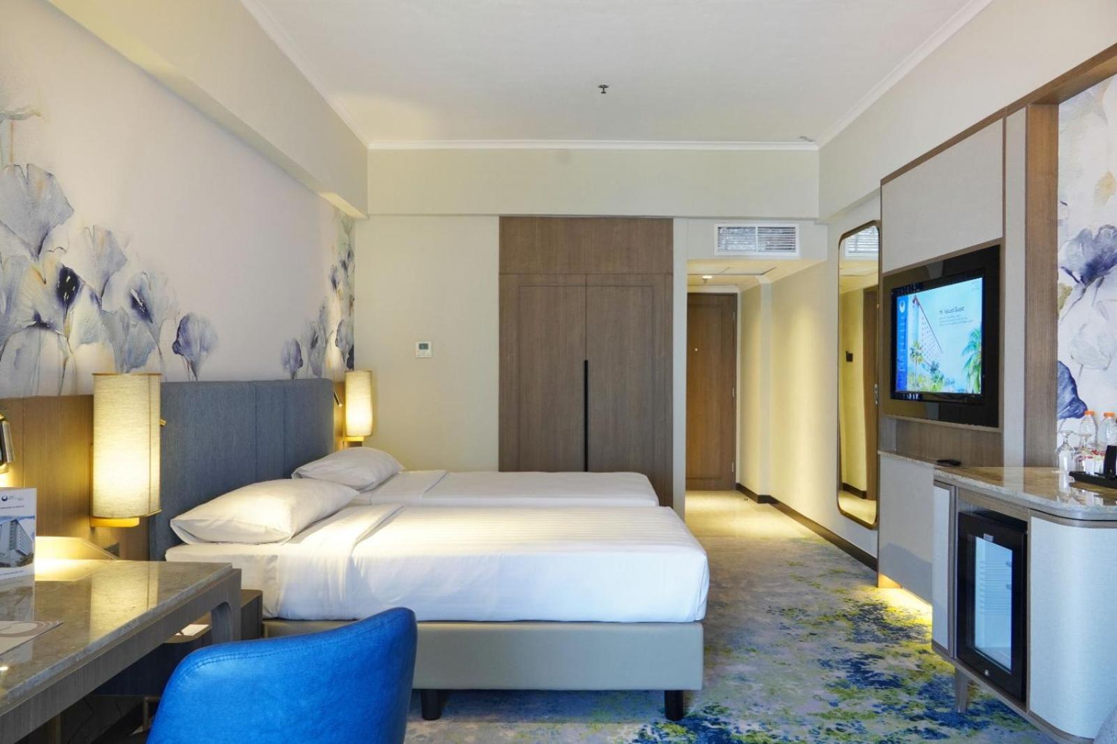 Hotel Bidakara Джакарта Экстерьер фото