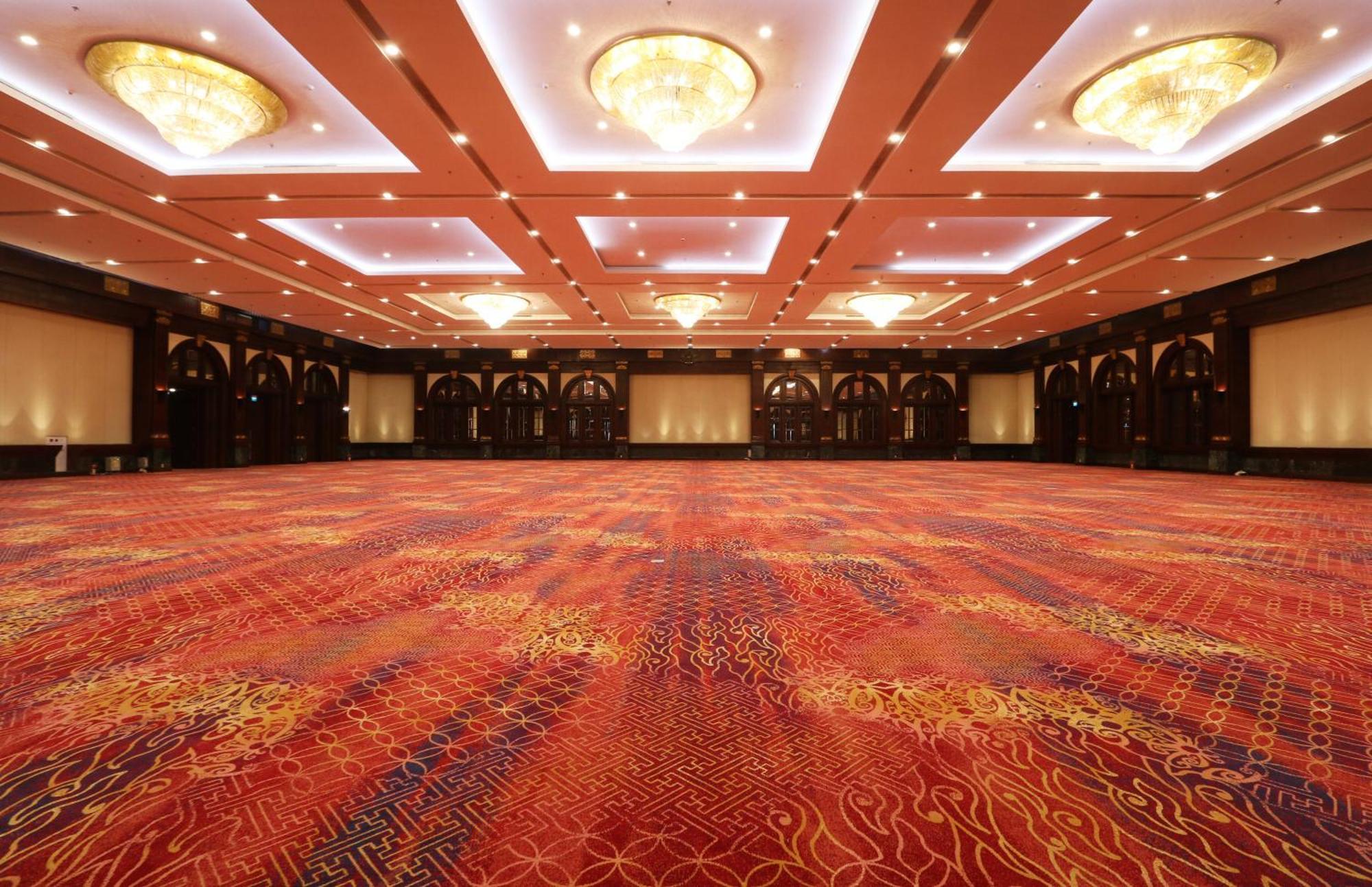 Hotel Bidakara Джакарта Экстерьер фото